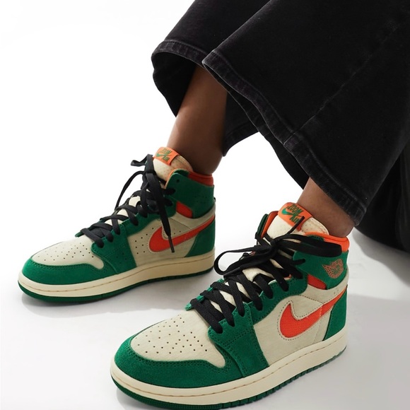 Nike Air Jordan 1 Zoom Comfort 2 sneakers in green & stone - Picture 1 of 8